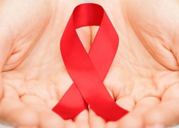 Dezembro Vermelho: campanha chama atenção para prevenção do HIV, AIDS, IST
