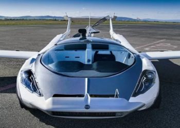 Carro voador: Um carro que pode se transformar em uma pequena aeronave foi aprovado com louvor em testes de voo na Eslováquia