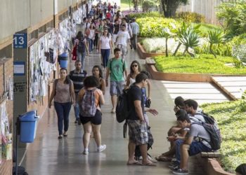 Crise no ensino universitário privado no Estado do Rio