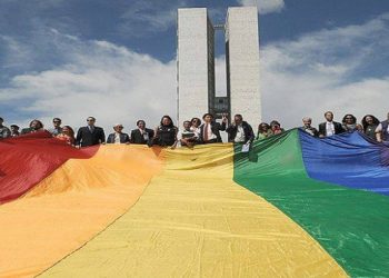 Diversidade sexual: 2,9 milhões de brasileiros se declaram homossexuais ou bissexuais, aponta IBGE