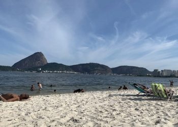 Praias do RJ apresentam areias com coliformes fecais