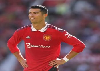 Cristiano Ronaldo abandona Manchester United após amistoso